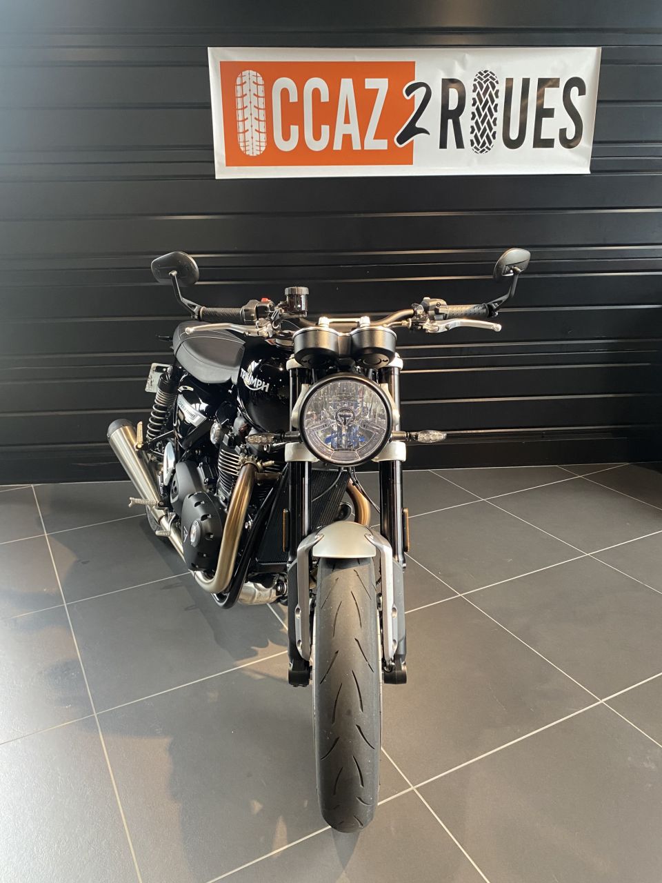 TRIUMPH SPEED TWIN 1200 3