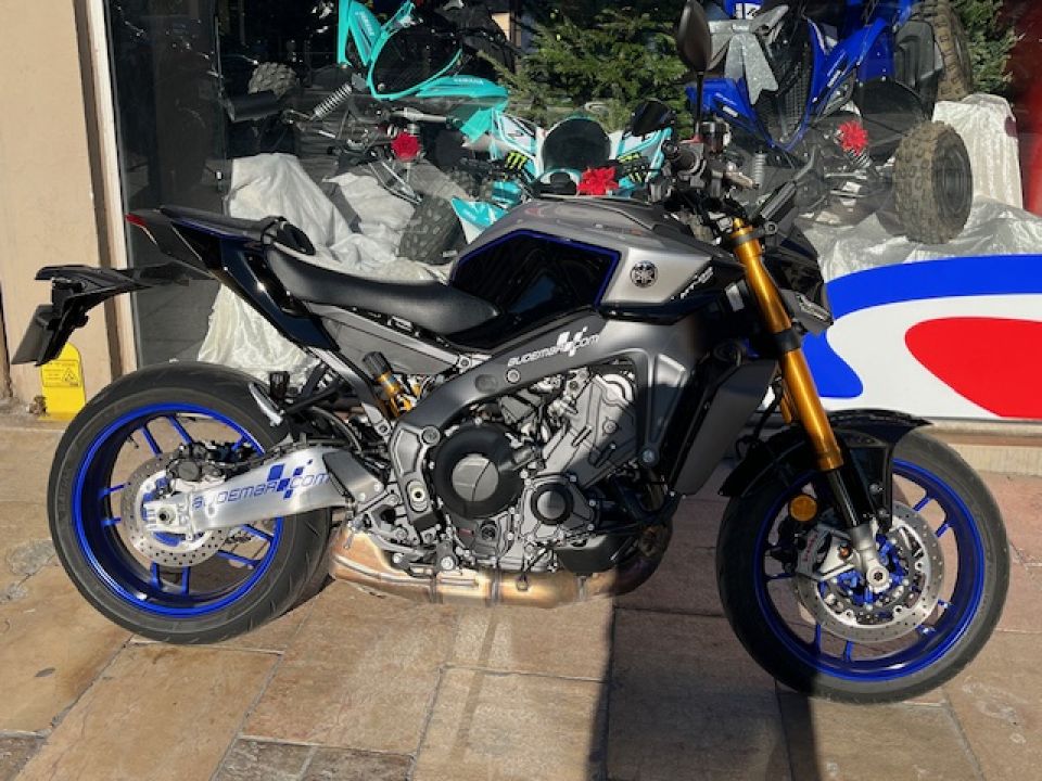 YAMAHA MT-09 SP 0