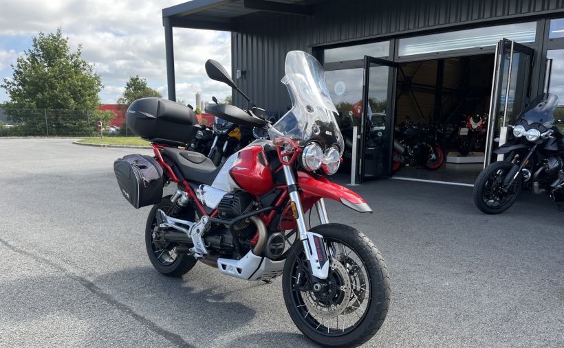 MOTO GUZZI V 85 TT 1