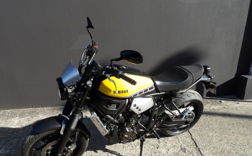 YAMAHA XSR 700 ABS 4