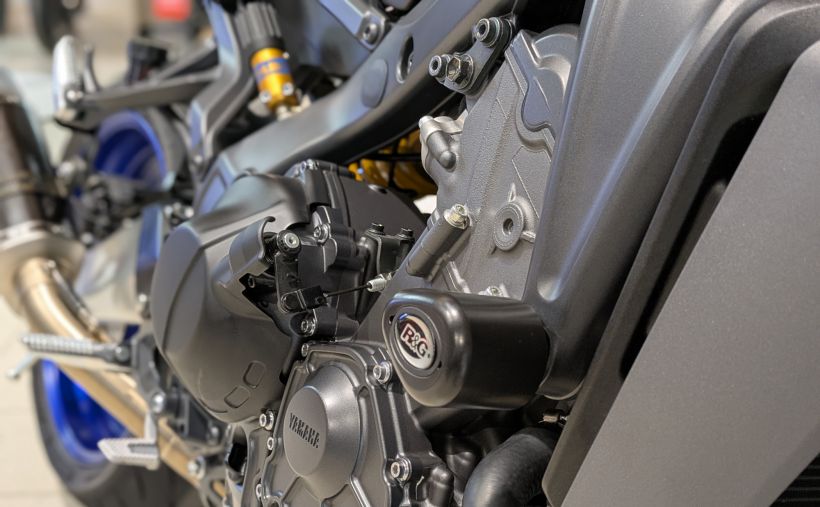 YAMAHA MT-09 SP 8