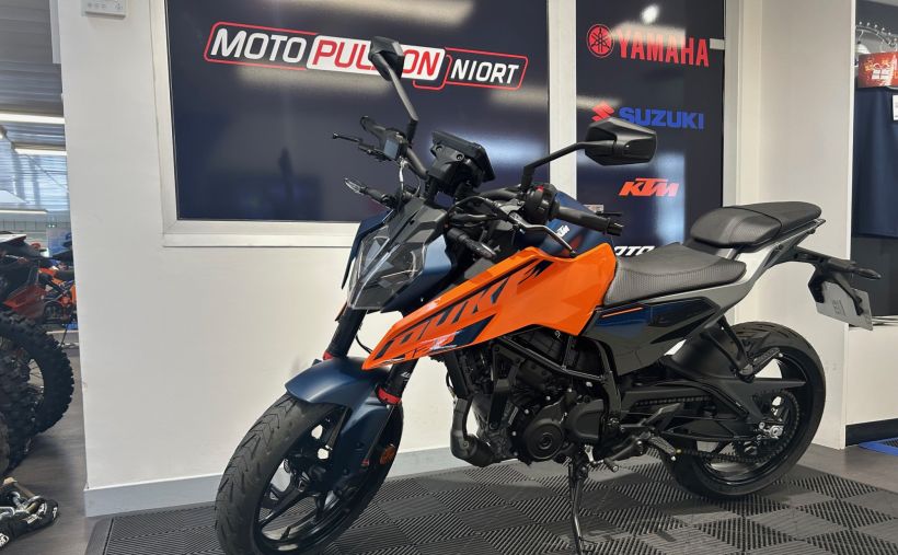 KTM 125 DUKE ABS 0