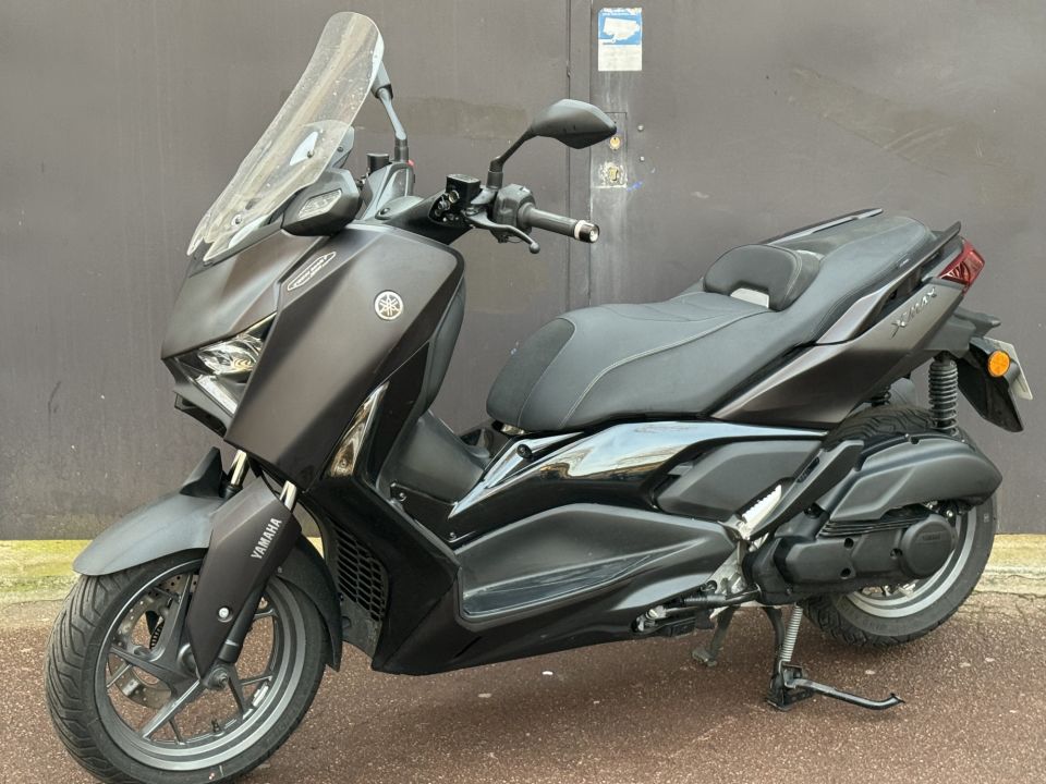 YAMAHA XMAX 125 TECH MAX TECH MAX + - GARANTIE CONSTRUCTEUR 2