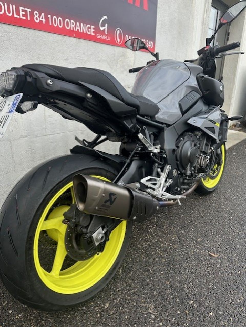 YAMAHA MT-10 2