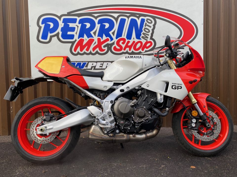 YAMAHA XSR 900 GP 35KW 3