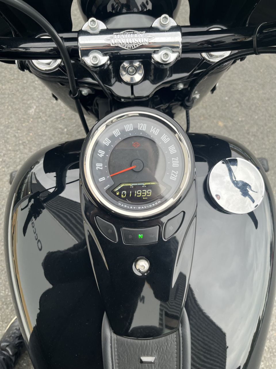 HARLEY-DAVIDSON SOFTAIL HERITAGE 1868 CLASSIC 26