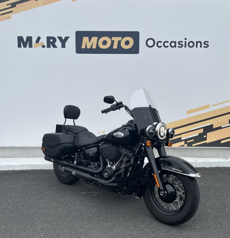 HARLEY-DAVIDSON SOFTAIL HERITAGE 1868 CLASSIC 52