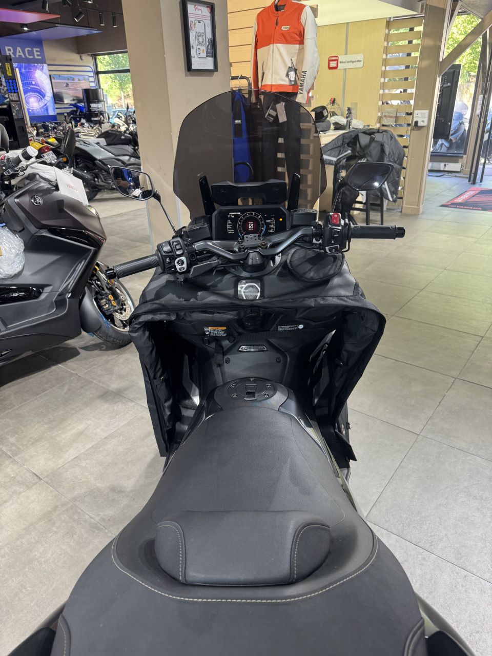 YAMAHA XP T-MAX 560 TECH MAX 5