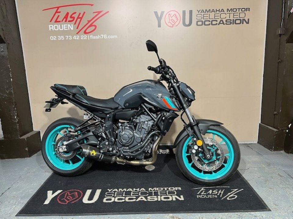 YAMAHA MT-07 0