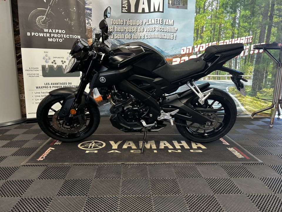 YAMAHA MT-125 5