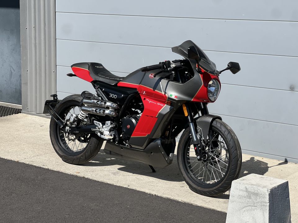 FB MONDIAL PAGANI 300 1