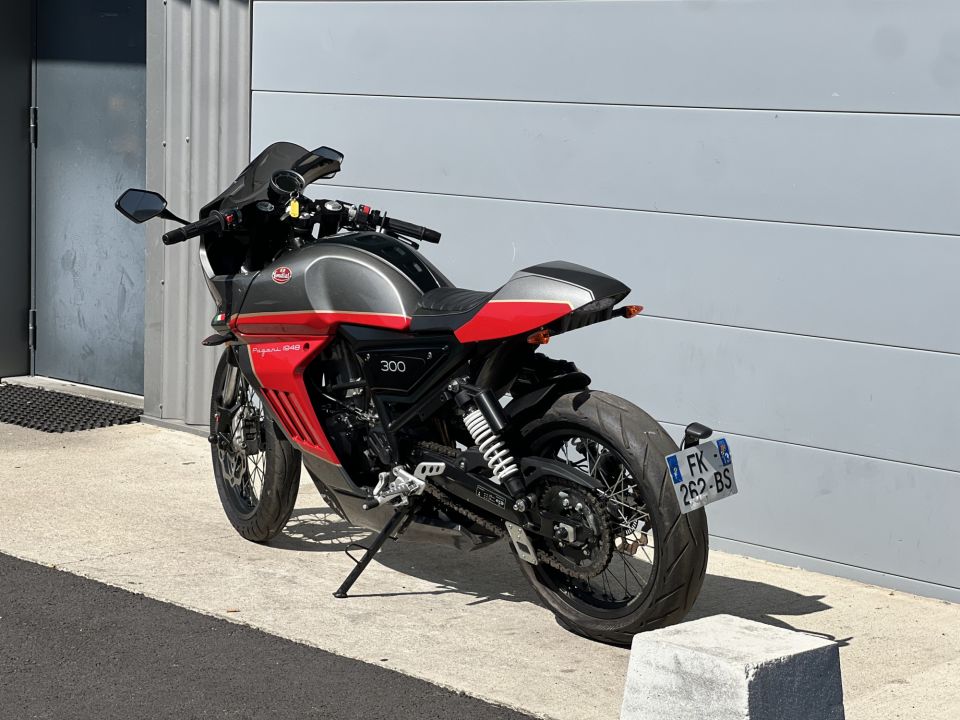 FB MONDIAL PAGANI 300 7