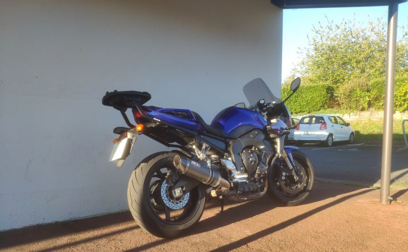 YAMAHA FZ1 FAZER 2