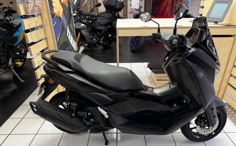 YAMAHA NMAX 125 TECH MAX 0