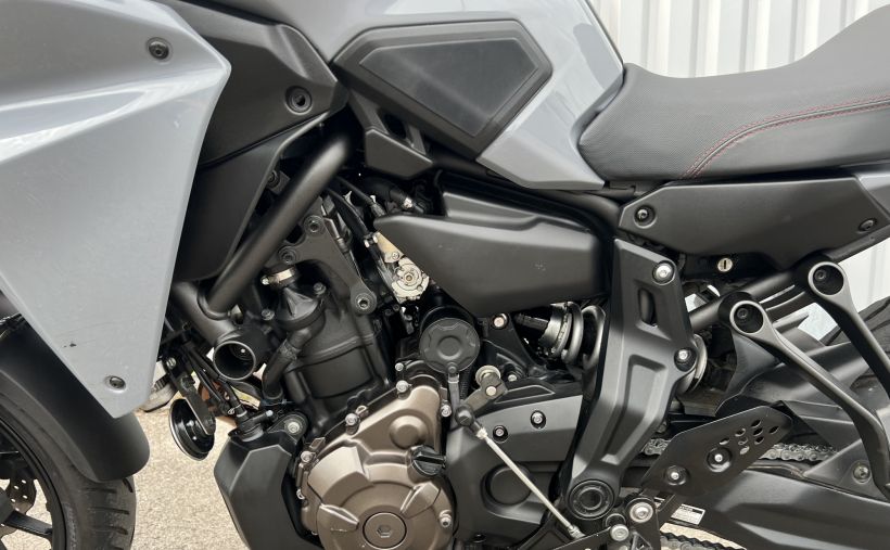 YAMAHA TRACER 7 11
