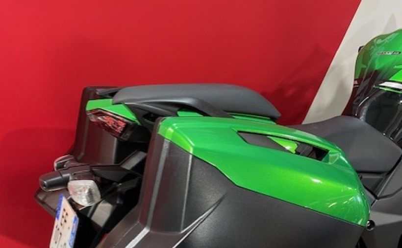 KAWASAKI NINJA 1000 SX TOURER 6