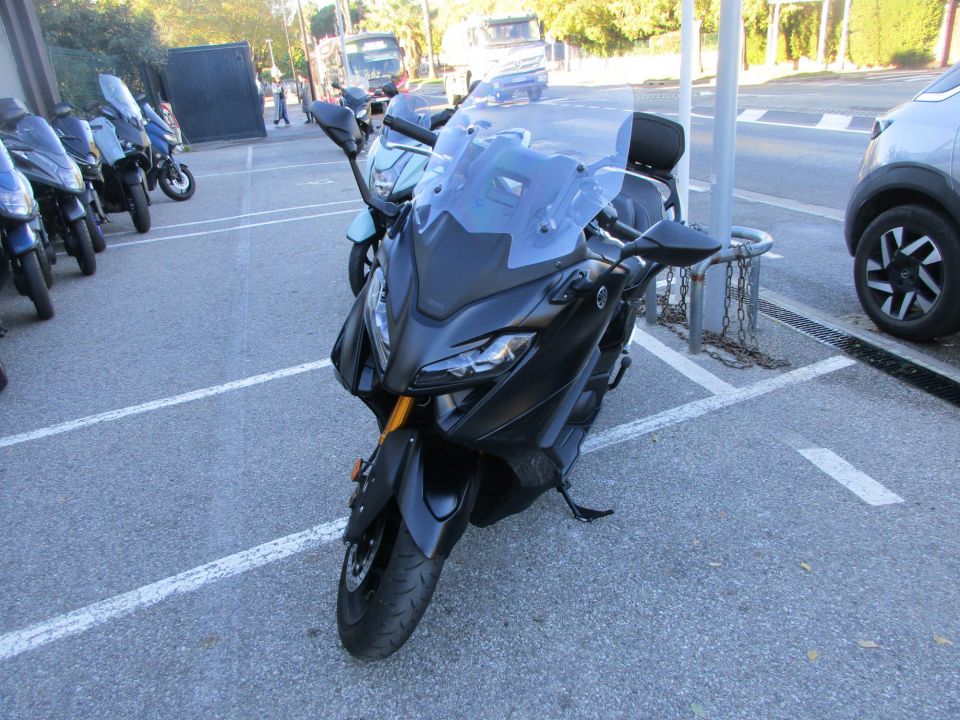 YAMAHA XP T-MAX 560 TECH MAX 1