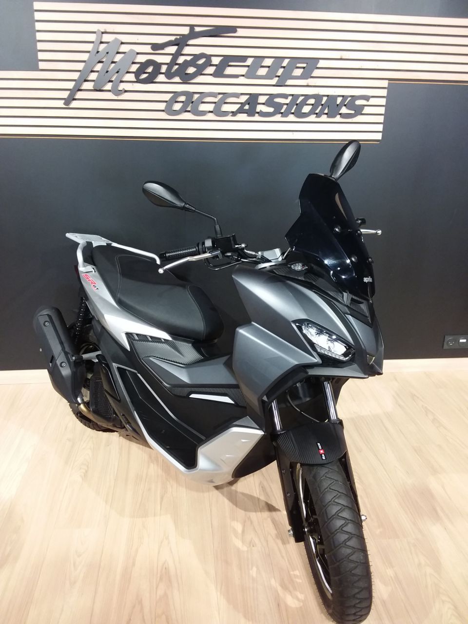 APRILIA SR 125 GT 2