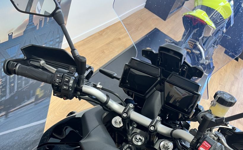 YAMAHA TRACER 9 3