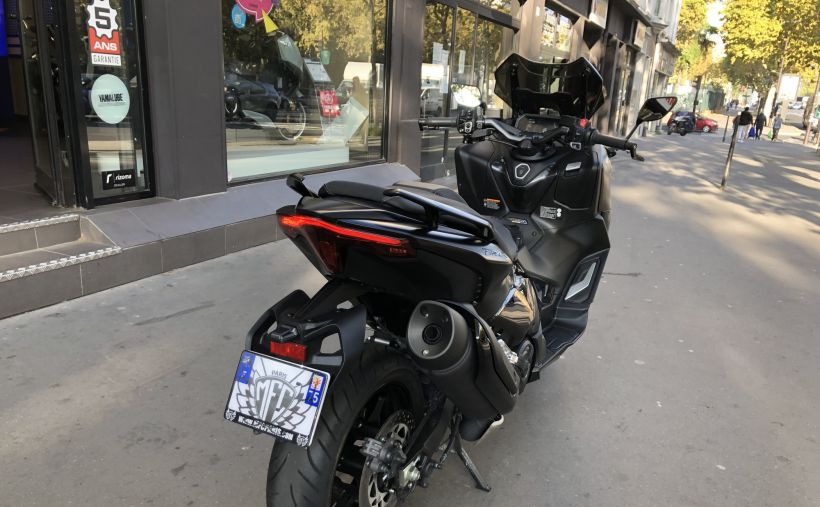 YAMAHA XP T-MAX 560 TECH MAX 10