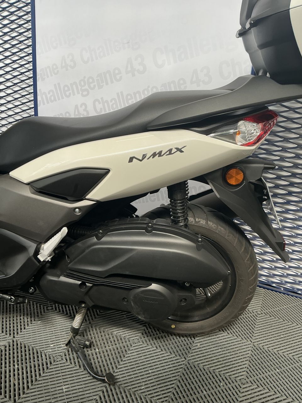YAMAHA NMAX 125 6