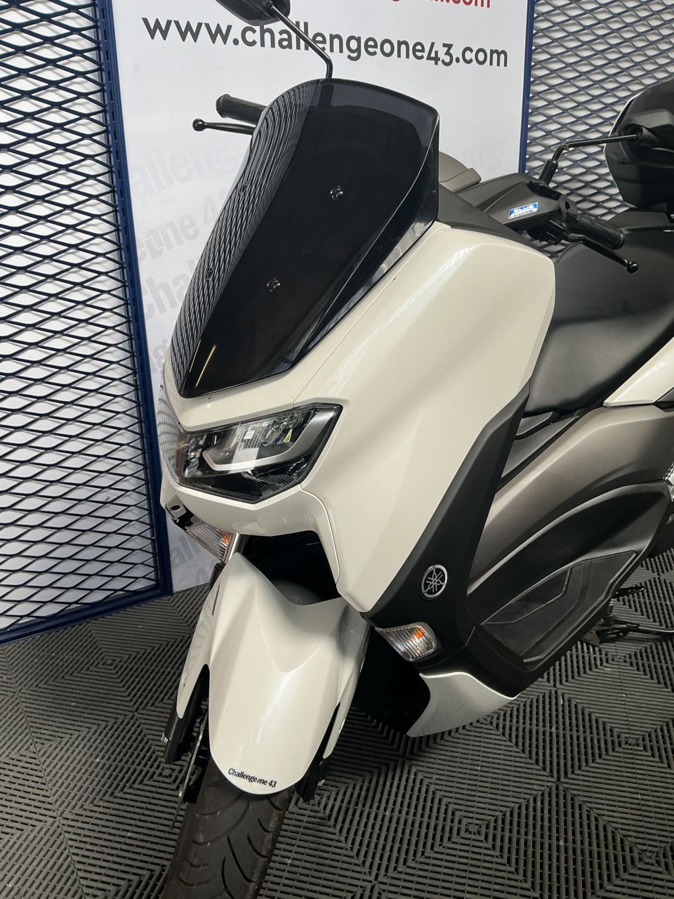 YAMAHA NMAX 125 12