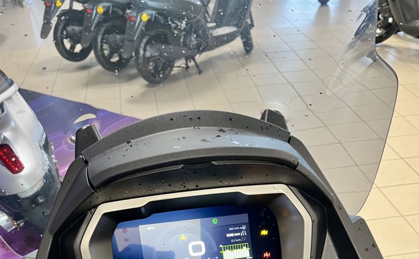 PIAGGIO MP3 530 HPE EXCLUSIVE 4