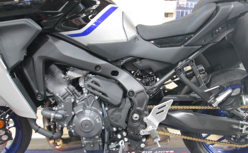 YAMAHA 900 TRACER 9 GT Y AMT 4