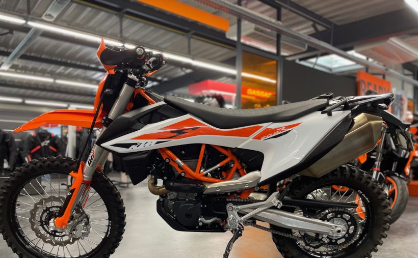 KTM 690 ENDURO R 8