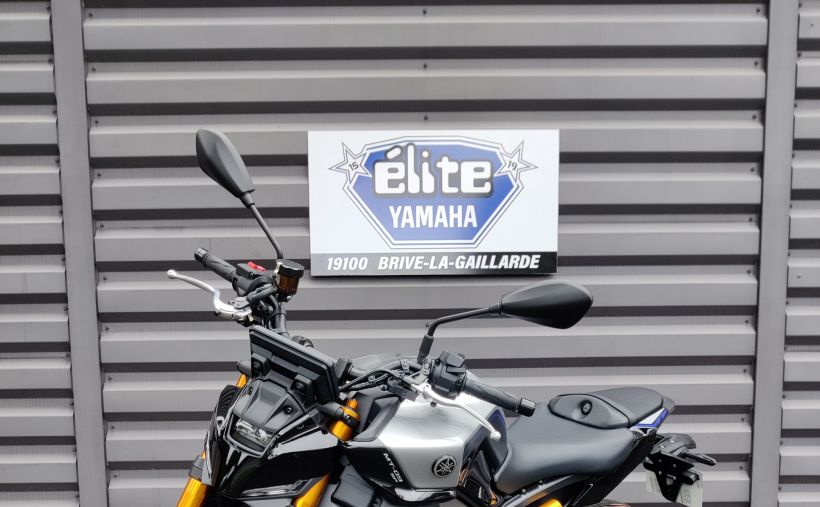 YAMAHA MT-09 SP 1