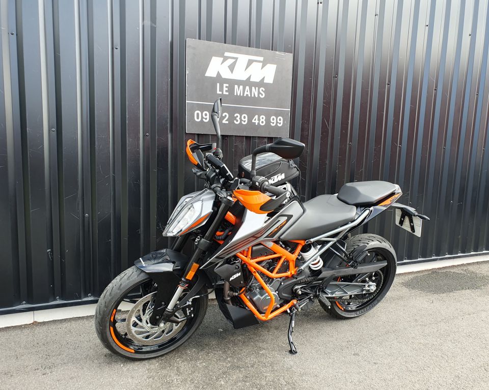 KTM 125 DUKE ABS 15
