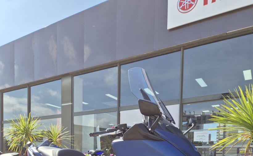 YAMAHA XP T-MAX 530 DX 1
