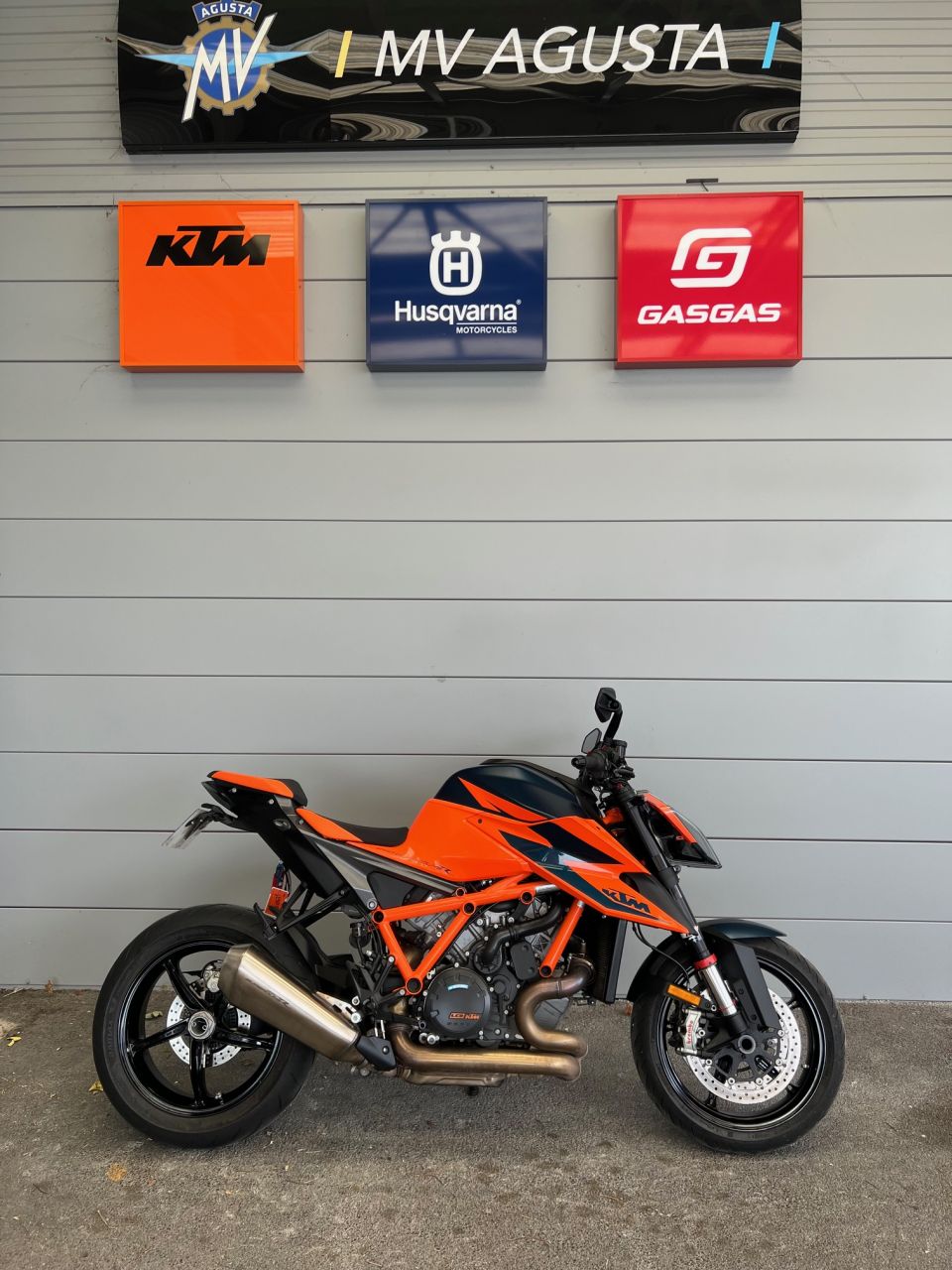 KTM 1290 SUPER DUKE R 0