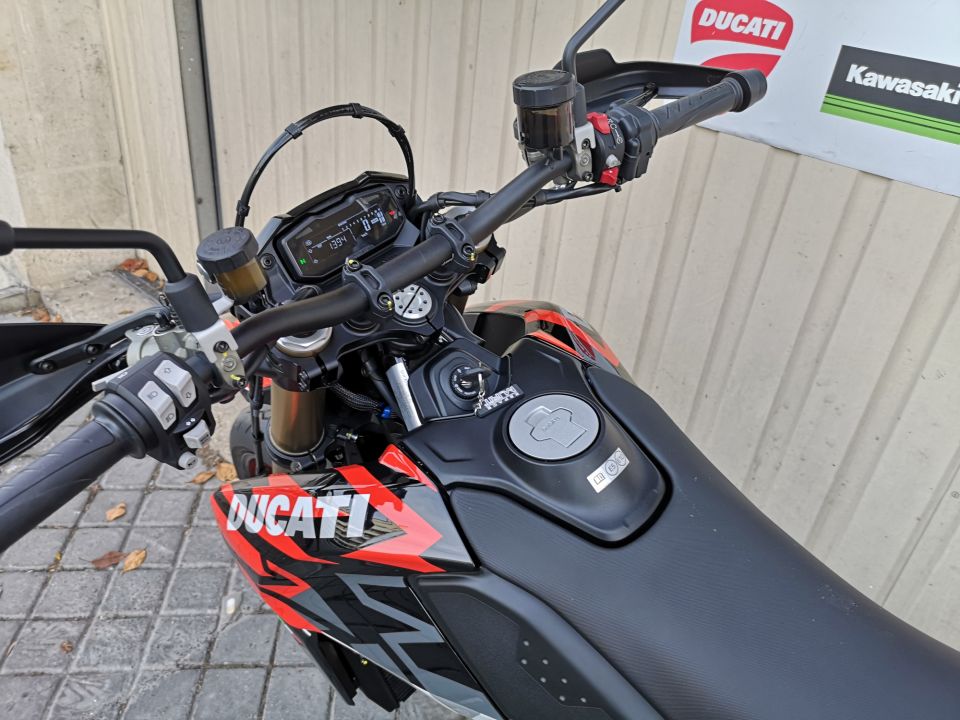 DUCATI HYPERMOTARD 48