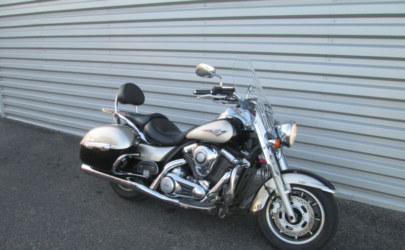KAWASAKI VN 1700 TOURER 0