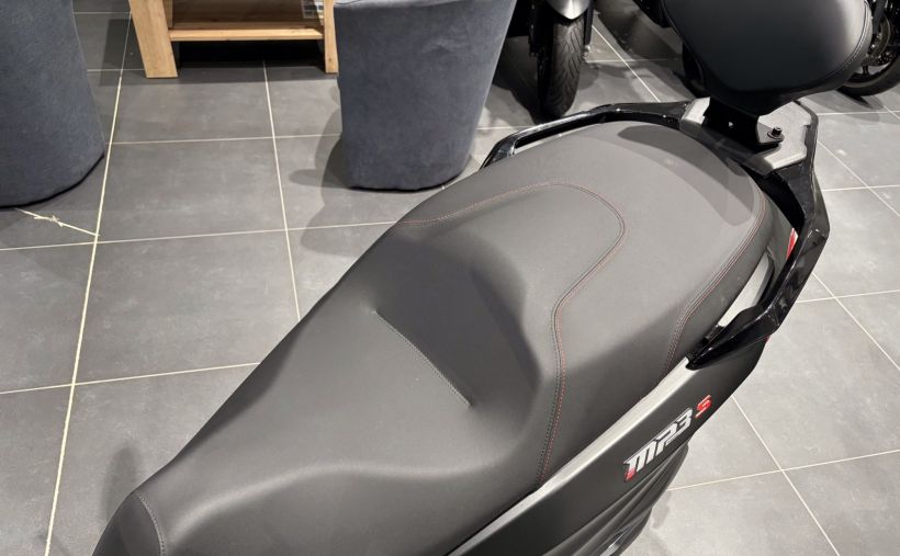 PIAGGIO MP3 400 HPE SPORT ABS ASR 15
