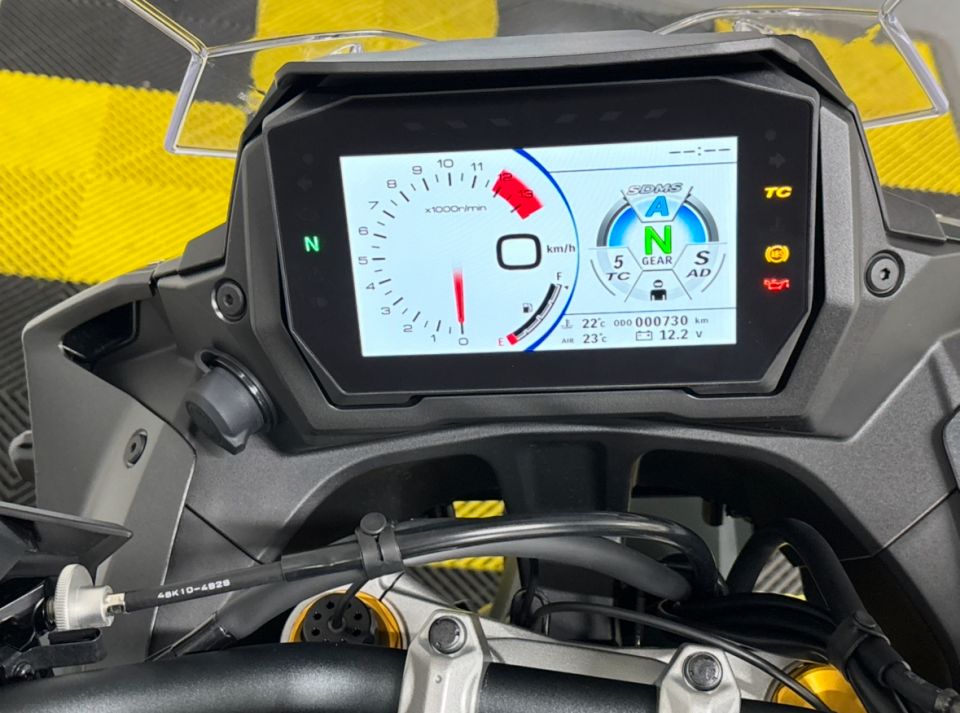 SUZUKI GSX-S 1000 GX 42