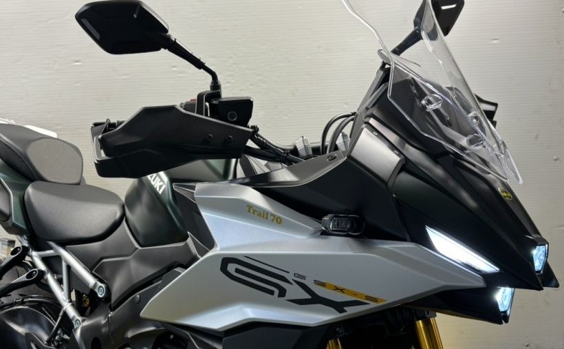 SUZUKI GSX-S 1000 GX 9