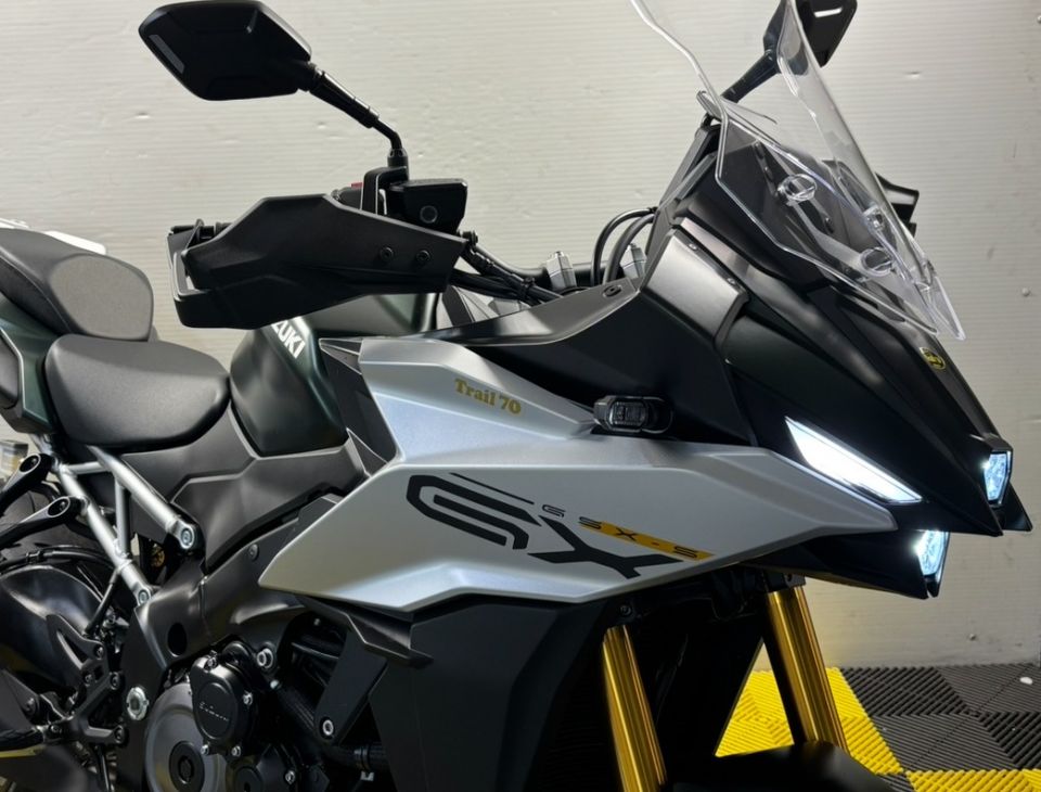 SUZUKI GSX-S 1000 GX 54