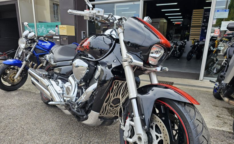 SUZUKI VZR 1800 INTRUDER 4