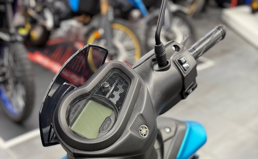 YAMAHA RayZR 125 8