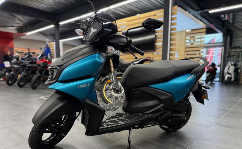 YAMAHA RayZR 125 4