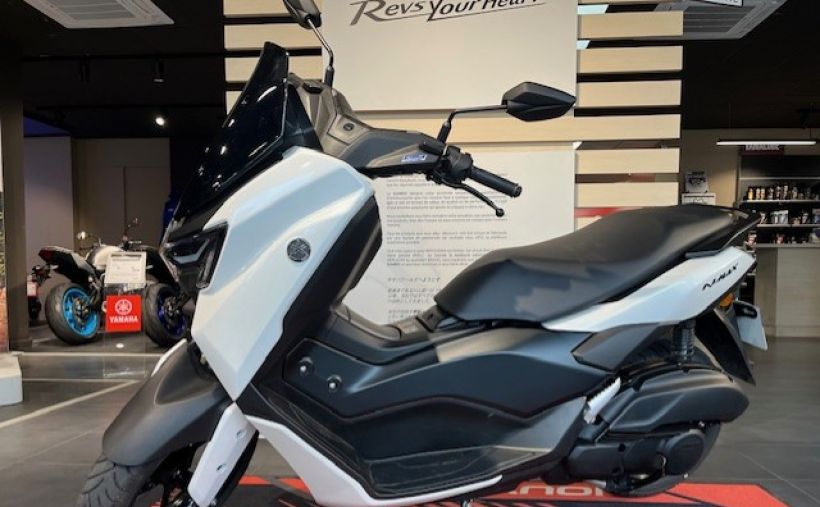 YAMAHA NMAX 125 5