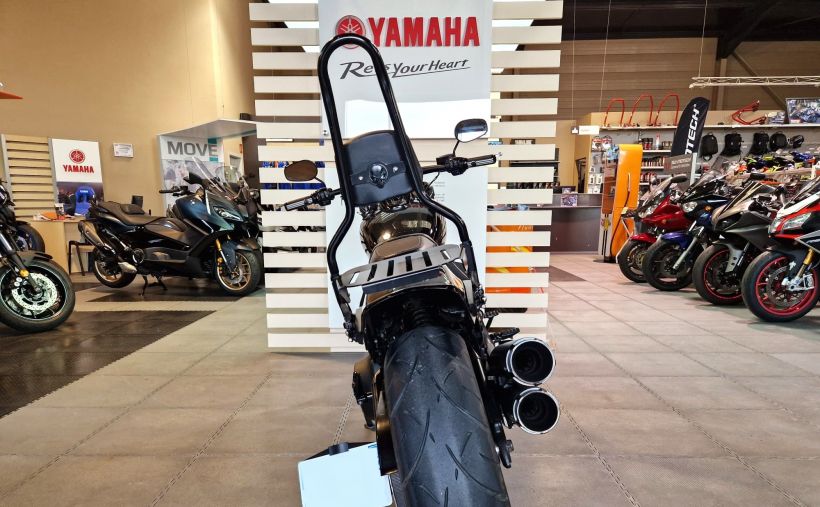 HARLEY-DAVIDSON SOFTAIL FAT BOB 1800 5