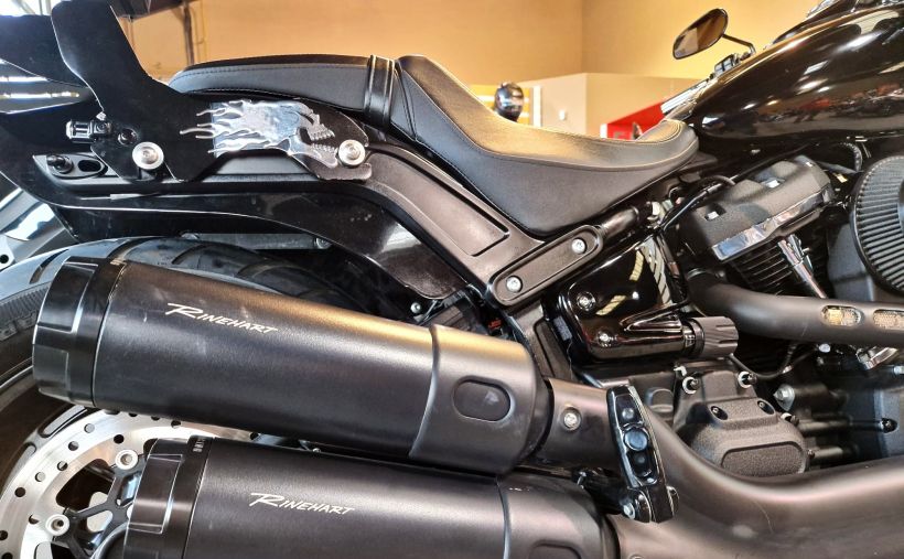 HARLEY-DAVIDSON SOFTAIL FAT BOB 1800 8