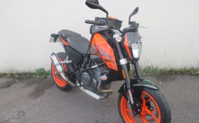 KTM 690 DUKE ABS 1