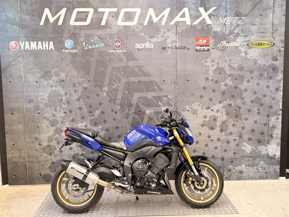 YAMAHA FZ8 R 0
