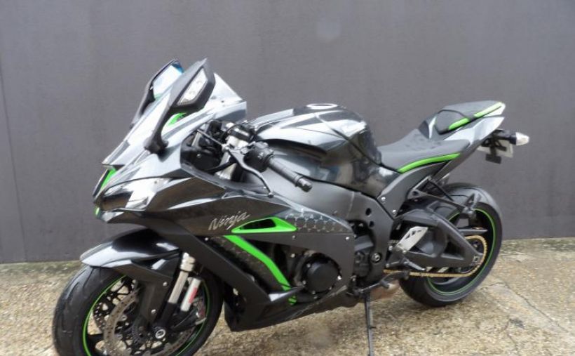 KAWASAKI ZX-10R 6