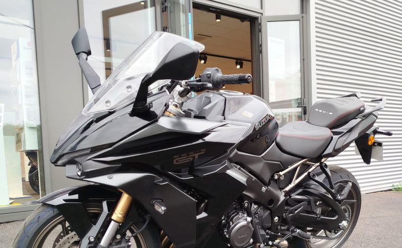SUZUKI GSX-S 1000 GT 4