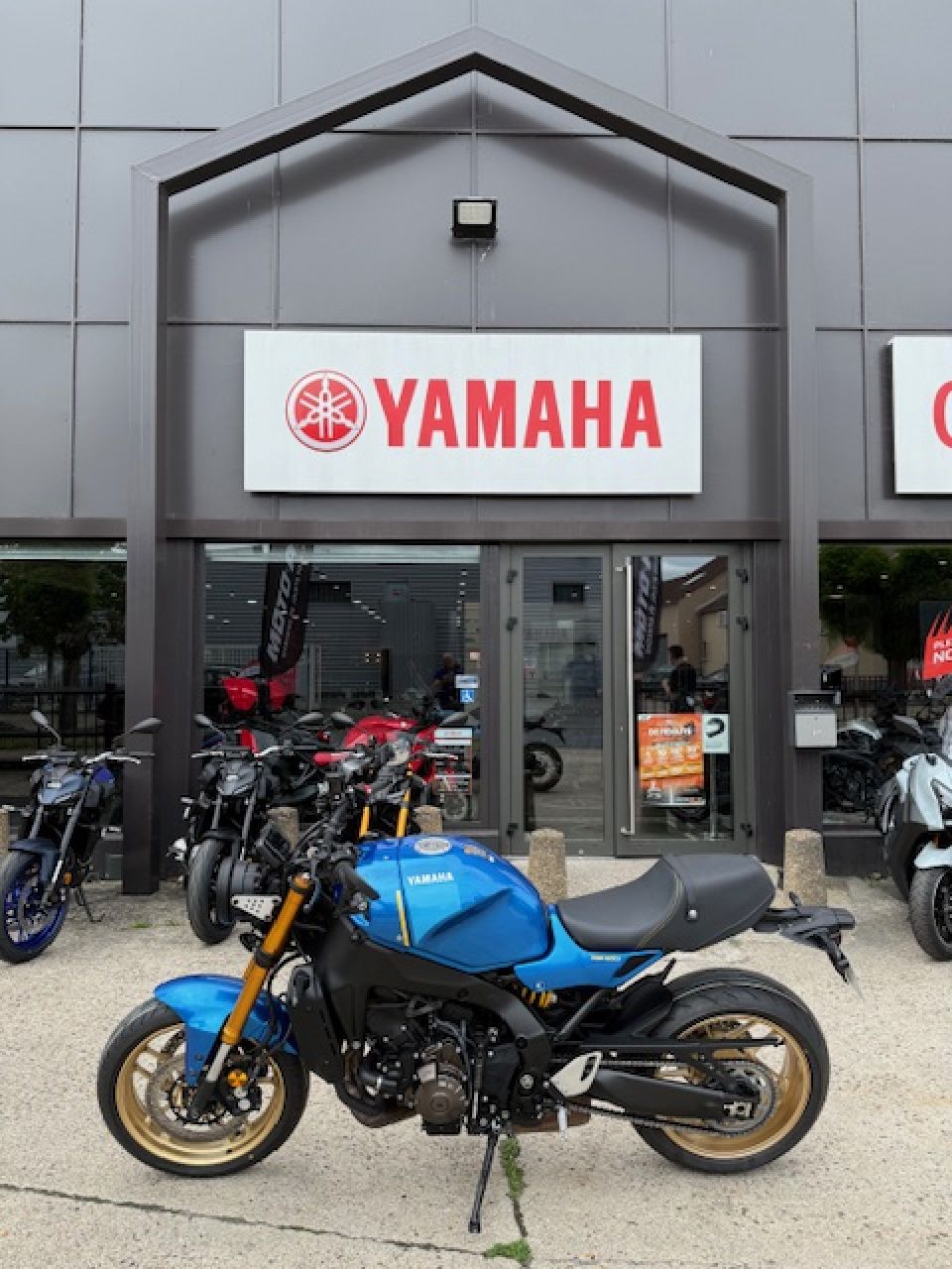 YAMAHA XSR 900 1